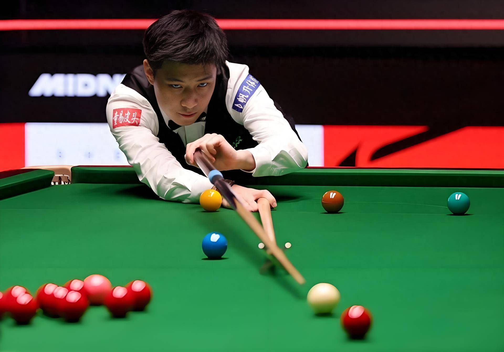 通过在球场 通过在球场